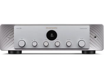Marantz Model 30 sudraba krāsas integrētais stereo hi-fi pastiprinātājs, skats no priekšpuses, 6 rotējoši regulatori, centrālais LCD ekrāns rāda "-30.0 dB"
