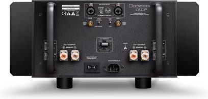 Bryston 14B3 hi-fi güç amplifikatörü arka görünüm, XLR ve RCA bağlantıları, hoparlör terminalleri ve güç girişi
