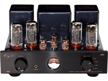 Cayin MT-35MK2 juodas, šlifuoto metalo korpuso integruotas stereo lempinis stiprintuvas su „Bluetooth“, matomas iš priekio šiek tiek iš viršaus: šešios šviečiančios stiklinės lempos, trys galiniai transformatorių korpusai, centrinis VU matuoklis, ausinių lizdas ir du dideli besisukantys valdymo ratukai priekinėje panelėje.