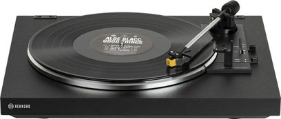 Černý gramofon Rekkord F100, pohled shora, raménko s přenoskou Audio-Technica AT91, černý talíř
