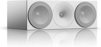 Diffusore centrale Amphion Helium 520C bianco, vista frontale e laterale, 3 altoparlanti circolari, cabinet rettangolare bianco