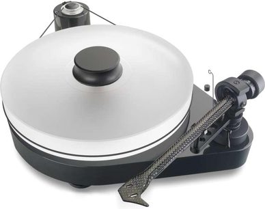 Pro-Ject RPM 9.1 pladespiller set fra 3/4 bagfra, aluminiumspladespiller, carbonpickuparm, sort base