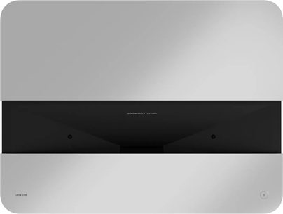 Laserový projektor Leica Cine 1, 120", bílé obdélníkové tělo s černým středovým pruhem, pohled shora