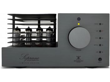 Synthesis Art In Music marka tüp entegre stereo amplifikatör, Soprano LE titanyum, ön görünüm, sol tarafta görünür tüpler, sağ tarafta ses düğmesi