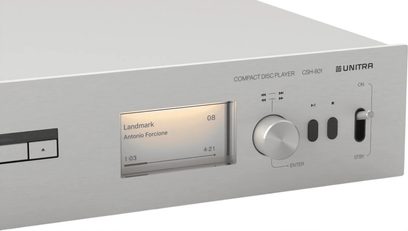 CD-afspiller Unitra CSH-801 i børstet aluminium, set fra tre kvart, med display, drejeknap, to knapper og ON/STBY-håndtag