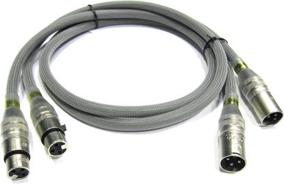 Analogový audio kabel XLR Xindak BC 3 XLR šedý, detailní pohled, stříbrné XLR samčí konektory na koncích
