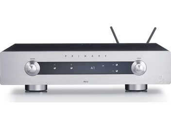 Preamplificatore stereo Primare PR35 Prisma argento, vista frontale, 2 manopole rotanti, display digitale, 2 antenne Wi-Fi