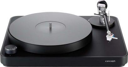 Hi-fi pladespiller ClearAudio Pack Concept Signature Jubilee Black, set ovenfra, sort cirkulært pladetallerken, tonearm til højre, hastighedsjusteringsknap nederst til venstre