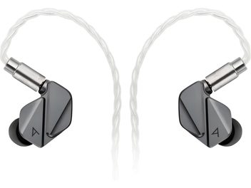 Dos auriculares intraaurales Astell&Kern ZERO 2 de metal gris oscuro mate con puntas de silicona, cables blancos, sobre fondo blanco