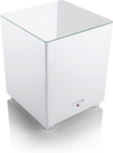 Caisson de basses Canton Smart Sub 8 blanc mat, vue trois quarts, top verre et pieds ronds alu