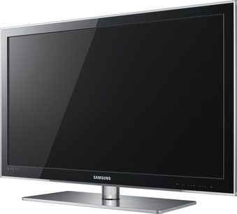 Televisore Samsung UE32C6000 a schermo piatto LED da 32 pollici, vista frontale, spento, su piedistallo metallico argentato