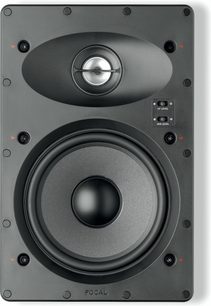 Focal 100 IW6 sort indbygning til væg, plastikfront, stort woofer og tweeter, HF/MID-omskiftere, forfra set