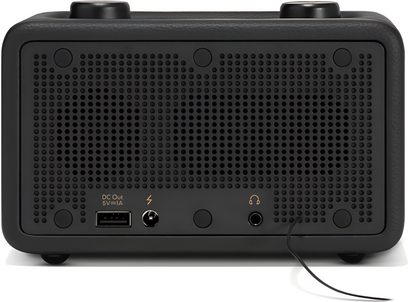 Roberts Revival Rest siyah suni deri masa radyosu, USB güç ve kulaklık bağlantı noktalarıyla delikli metal arka panel, arka görünüm
