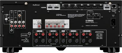 Ampli home-cinéma Yamaha RX-A4A noir, face avant avec connectiques audio/vidéo, boutons et molettes de réglage