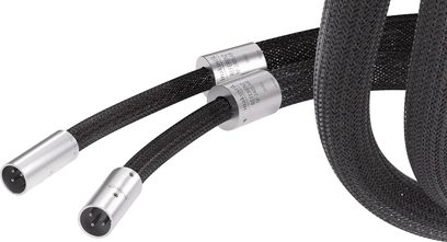 Inakustik NF-2405 AIR 1,5m analog XLR-lydkabel med sort flettet kappe, cylindriske metalstik og indgraverede inskriptioner
