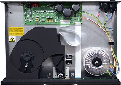 CD-програвач Naim Audio CD5si у відкритому вигляді, вигляд спереду, видно електронні та механічні компоненти, чорне оздоблення