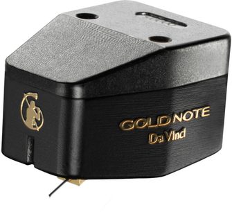 Gold Note Da Vinci skaņuplates atskaņotāja galviņa melnā un pelēkā krāsā, skatā no trim ceturtdaļām, ar zeltītu uzrakstu un redzamu dimantu