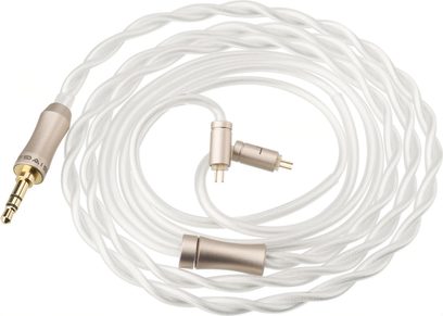 Witte getwiste oortelefoonkabel met vergulde jackplug en twee champagnekleurige tweepinsconnectoren