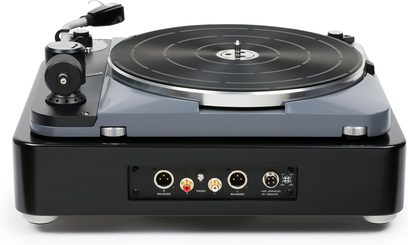 Giradischi Thorens TD 124 DD, vista dall'alto, piatto nero, braccio di lettura, pulsanti e prese sulla parte frontale argentata