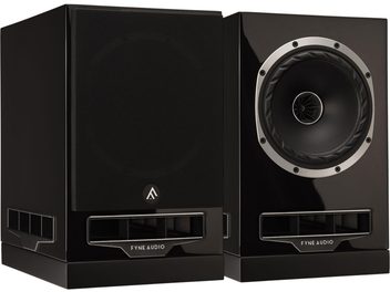 Fyne Audio F500S reolhøjttalere i sort højglans, lakerede kabinetter, frontport, koaksial, stofgrill, trekvart-visning