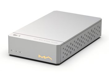 Απομονωτής δικτύου Matrix Audio SI-1 από ασημί αλουμίνιο, ορθογώνιο περίβλημα με φωτιζόμενο λογότυπο και διάτρητη πλευρά