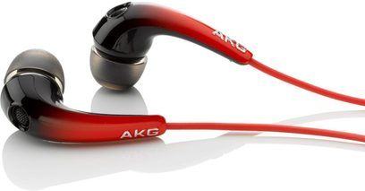 AKG K328 SBP rød og sort hovedtelefon, runde ørepuder, justerbart hovedbånd, rødt kabel, set fra venstre profil