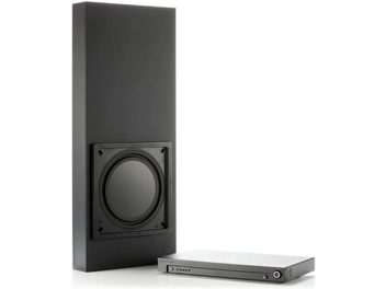 Einbaubarer Subwoofer Monitor Audio IWS-10 in Frontansicht, schwarzer Lautsprecher, quadratisches Metallgitter