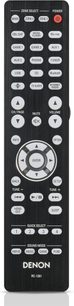 Amplificatore home cinema Denon AVC-A10H argento, telecomando rettangolare nero, pulsanti bianchi, testo bianco, vista frontale