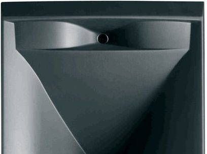 Sort JBL Array 1400 søjlehøjttaler, tæt forfra, mørkegrå metalkabinettet med central sort diskant