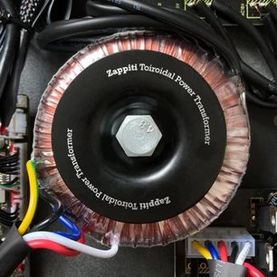 Zappiti toroidaltransformer, toroidaltransformer til Zappiti Reference medieafspiller, set oppefra