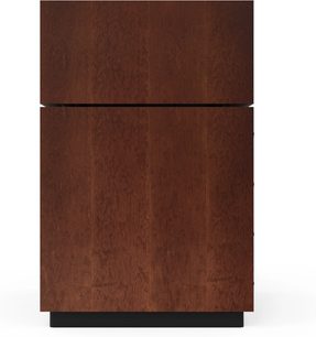 Sloupcový reproduktor Klipsch LaScala AL6 Auburn s povrchovou úpravou dřeva v barvě auburn, pohled zepředu s černou obdélníkovou základnou