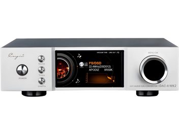 Cayin iDAC-6 MK2 Audio-DAC-Wandler aus silbernem gebürstetem Aluminium, Frontansicht mit zentralem Farbdisplay, drei kleinen vertikalen Tasten und rundem Netzschalter links, großem schwarzem Drehregler mit Metallring rechts