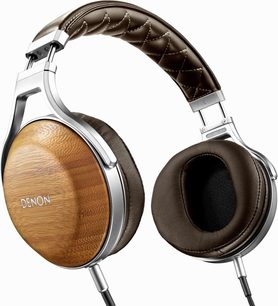 Denon AH-D9200 lukkede hi-fi hovedtelefoner set fra siden, ørekopper i træ, bøjle og ørepuder i brunt læder, sølvfarvet finish