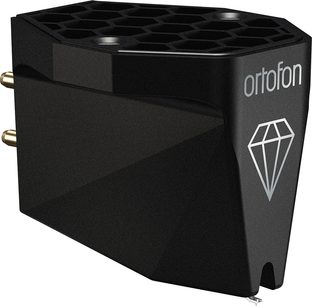 Testina per giradischi Ortofon MC X20 nera in plastica lucida, vista di tre quarti anteriore sinistra, parte superiore con motivo a nido d’ape, logo a diamante argentato e connettori dorati