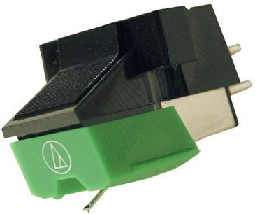 Audio Technica AT95e sort-grøn pickup til vinylplader, set ovenfra og fra siden, med arm og nål