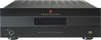 Černý výkonový zesilovač Parasound 5125, pohled zepředu, čelní panel v černé barvě s digitálním displejem a tlačítky