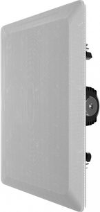 Caisson de basses encastrable SFC-12-SW avec grille perforée rectangulaire blanche, vue en angle, bord arrondi, mécanisme noir visible