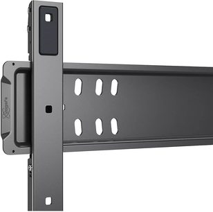 Support TV mural Vogel's Elite TVM 5705 gris foncé, en gros plan sur la plaque perforée et le rail vertical