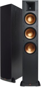 Sort Klipsch RF-83 gulvhøjttaler med 3 runde, forgyldte højttalere, set forfra i tæt optagelse på hvid baggrund