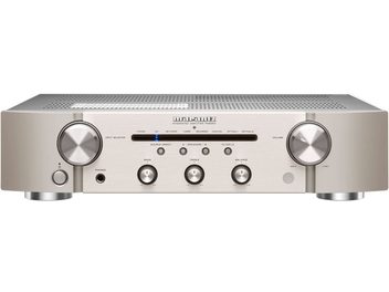 Marantz PM6007 zilvergouden hi-fi stereo-versterker, vooraanzicht, zilveren voorkant met knoppen en aansluitingen, twee zilveren draaiknoppen
