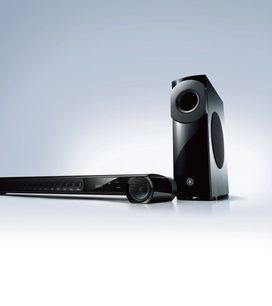 Yamaha YSP-3300 sort soundbar og basrør, set forfra på hvid baggrund