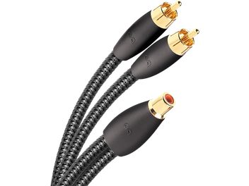 Kolm musta Audioquest FLX-X Splitteri helikaablit kuldse RCA-pistikuga, kaks isast ja üks emane, punutud