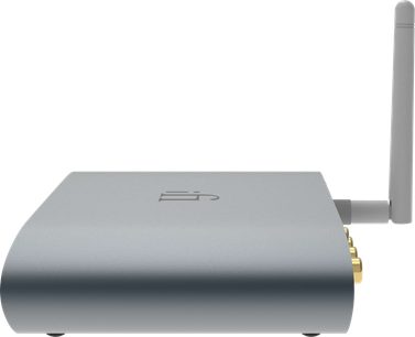 Безжичен предавател iFi Audio Zen Blue 3, изглед отпред, сив корпус, вертикална антена вдясно, позлатени конектори отзад