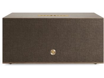 Boxă inteligentă Audio Pro C20 W, finisaj nuc, de formă dreptunghiulară, cu panou frontal maro închis, logo auriu central și comenzi în partea de sus