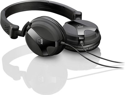 AKG K518 DJ sort hovedtelefoner, oval hovedbøjle og ørepuder, runde ørepuder, flettet kabel med kabelbåren fjernbetjening