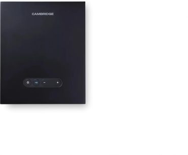 Cambridge Audio L/R M zwarte rechthoekige luidspreker, vooraanzicht met touch-bediening en logo bovenaan