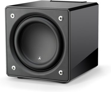 JL Audio E-Sub e112 melni lakots zemo frekvenču skaļrunis, skats no priekšpuses, kubveida forma, centrālais apaļais melns skaļrunis