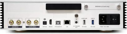 Aurender A1000 sølv netværksafspiller, set bagfra med analoge udgange, USB-porte, LAN og strømforsyning