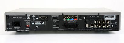 Arcam FMJ-DV139 4K Blu-ray-afspiller, frontvisning, sort front med display, knapper og tilslutninger