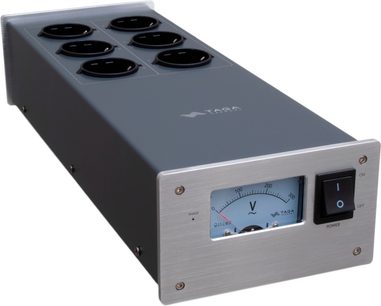 Multipresa Taga Harmony PF-600 (2022) argento, 6 prese, interruttore on/off, voltmetro analogico, vista frontale